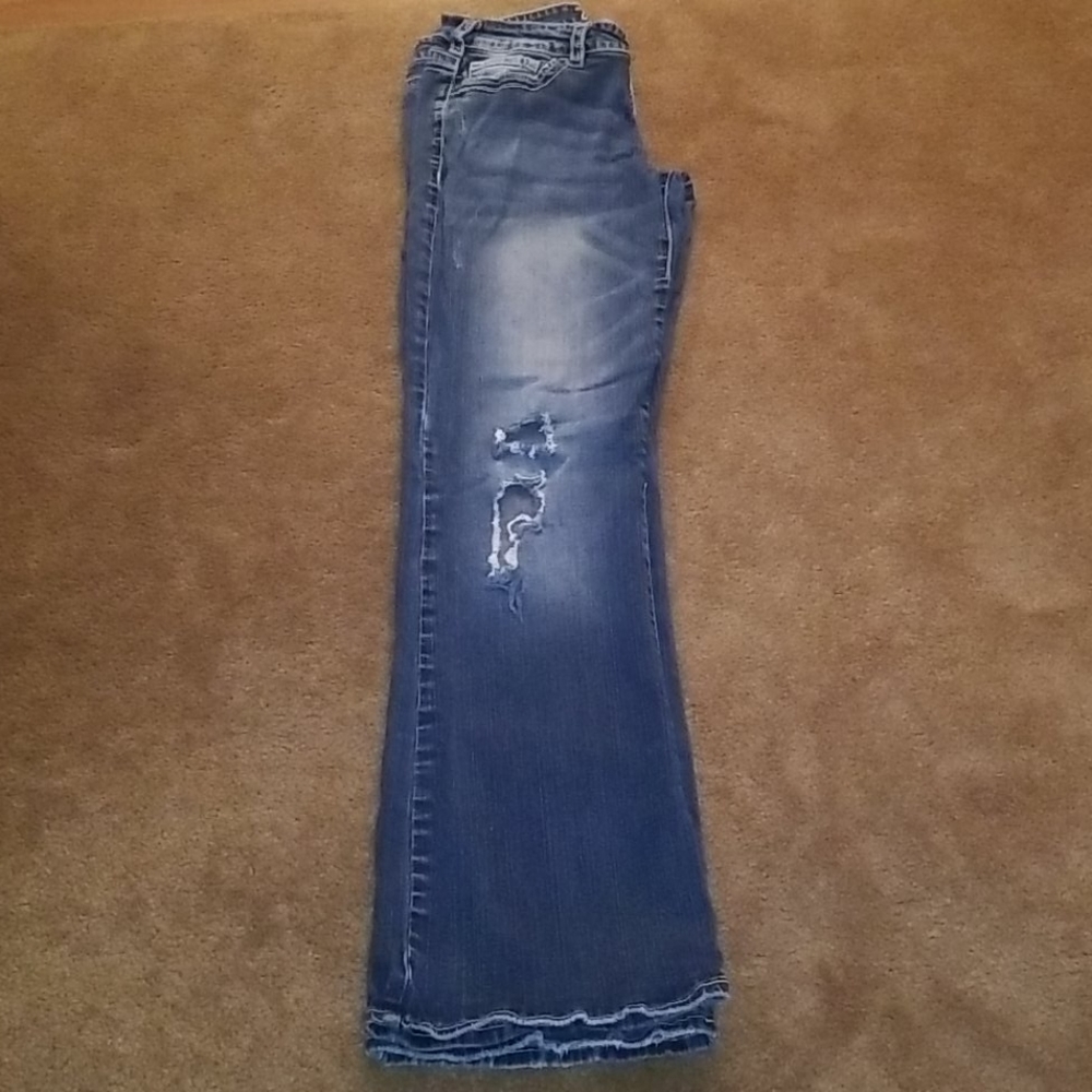 Vanity Jeans - Picture 2 of 7